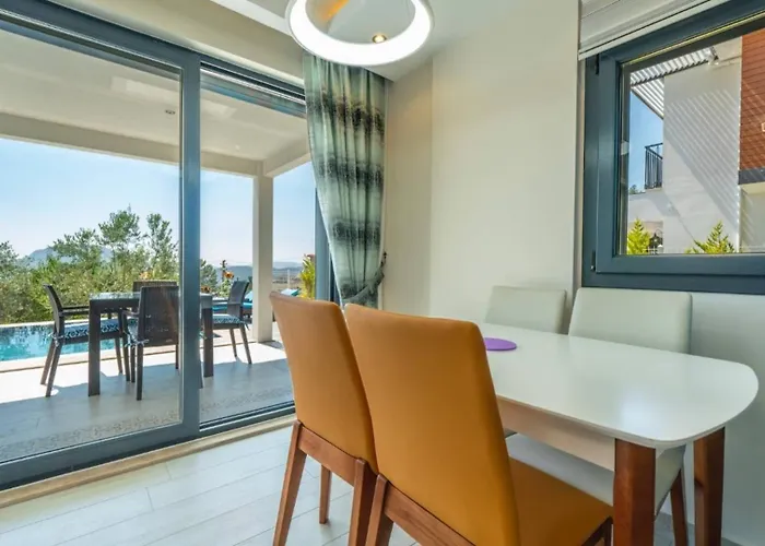 Oludeniz 3 Bedroom Вилла